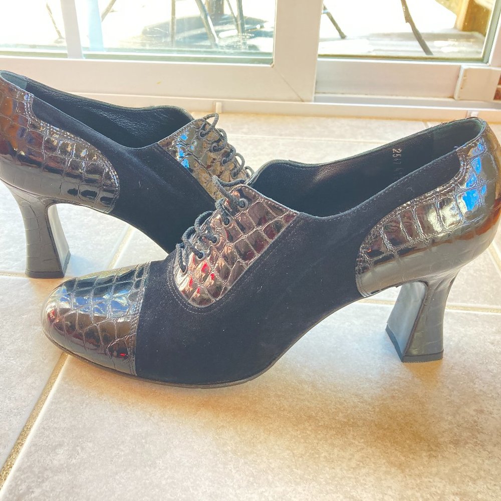 LaDuca NEW 'Lucia' Black Leather Lace-up Shoes Made in Italy Size 10 US